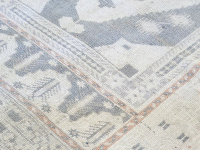 Close up of knots on a brown & grey medium sized Sivas Turkish rug.